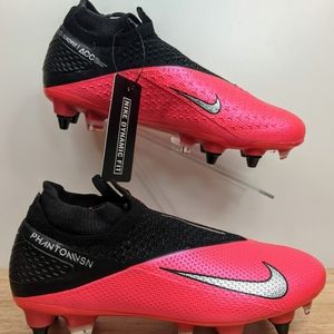 nike pink shoes soccer